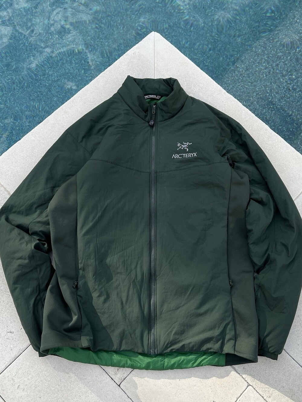Arc’teryx Atom LT Jacket Men’s Medium Green Lightweight Insulated Gorp Winter